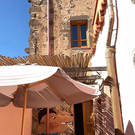 Maison De L Artiste Zangs Casa vacanze Narbolia